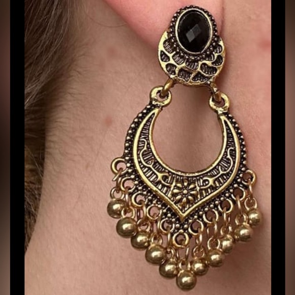 Jewelry - Boho Gold-Toned Statement Earrings with Black faux Onyx and chandelier accents